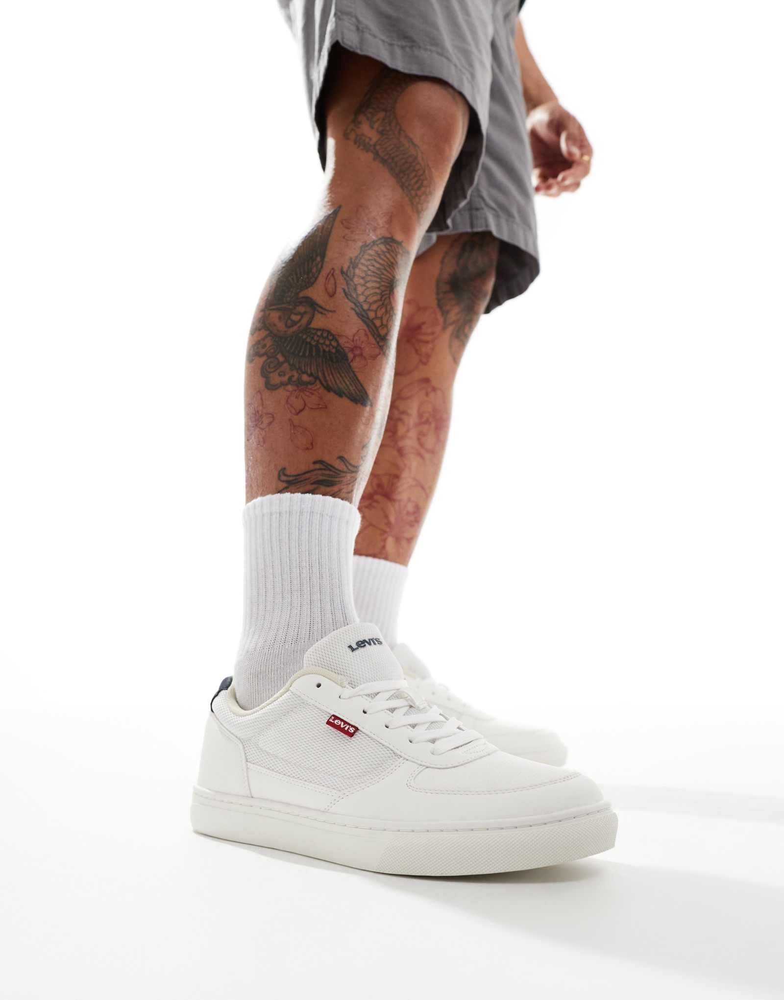 Кроссовки Levi's Liam с логотипом Red Tab белого цвета