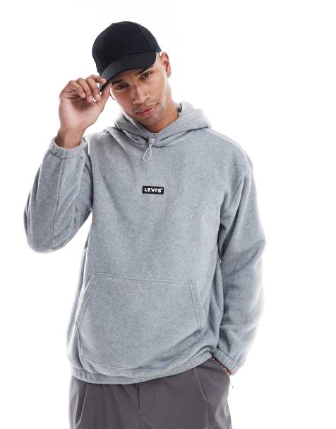 Levi's – Locker geschnittener Polarfleece-Kapuzenpullover in meliertem Grau mit kleinem Tab-Logo - view 1