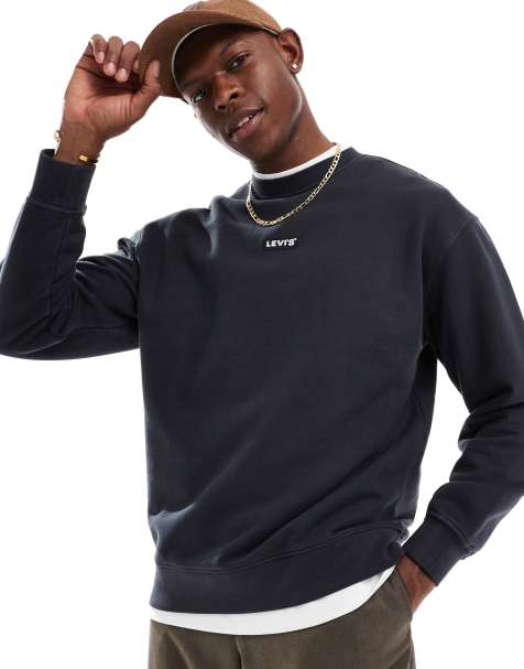 Levi's – Locker geschnittenes Sweatshirt im Schwarz mit Mini-Logo in der Brustmitte - view 1