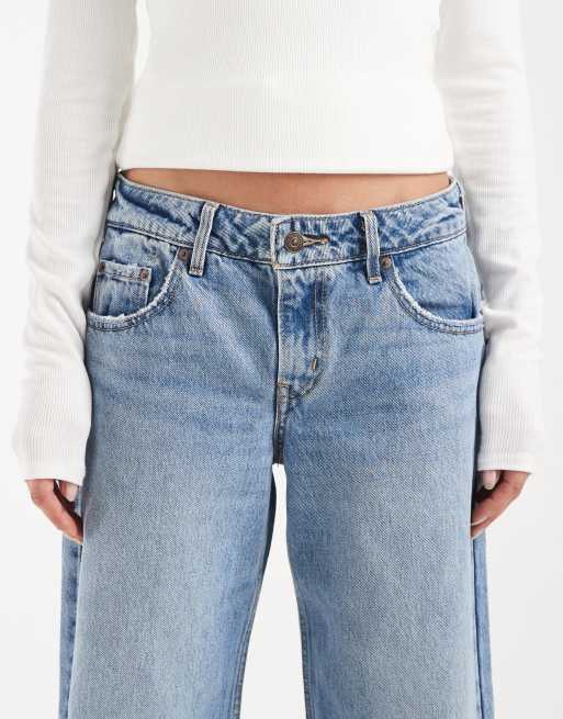 Levi's – Locker sitzende Jeans in Mittelblau mit niedrigem Bund und Zierrissen , 5 von 5