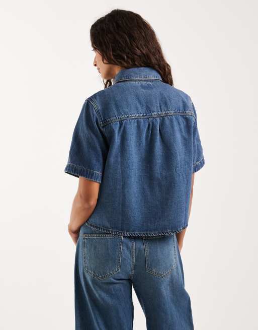Levi's – Logan – Kastiges Jeanshemd in Mittelblau, 4 von 4