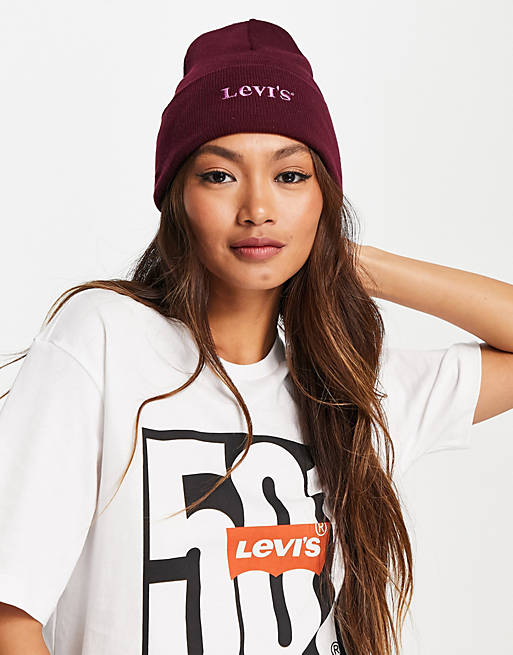 Levi's logo beanie hat in burgundy