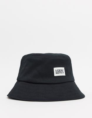 black levis hat