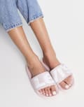 [Levi's] Levi's logo sliders in light pink 39 Light pink