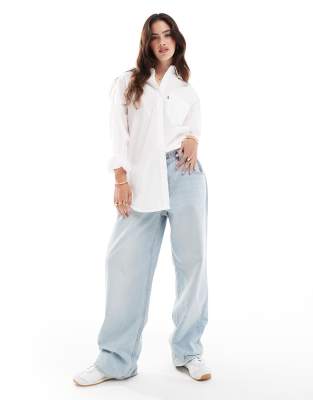 Shop Levi's Lola relaxed fit poplin shirt in white Online – Trendy & Affordable Fashion