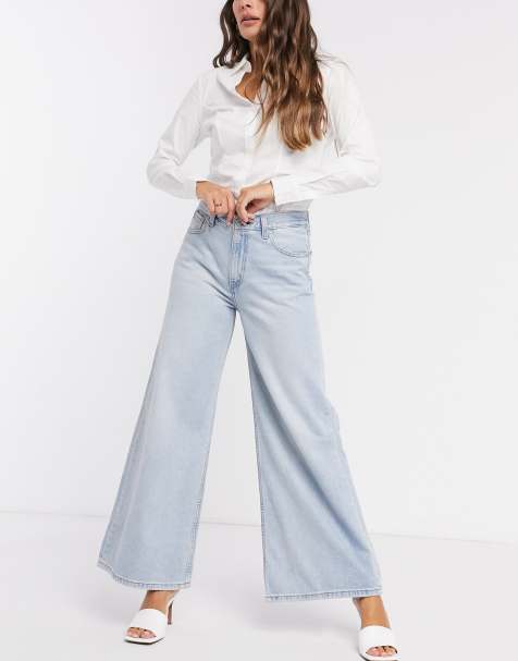 Levi's loose ultra wide leg in light wash blue