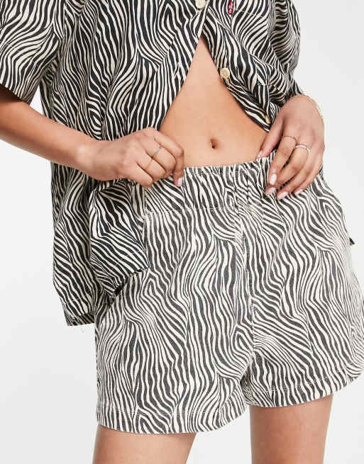 Levi on sale lounge shorts