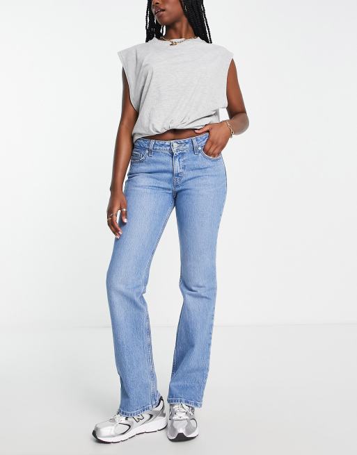 Levi's low pitch straight jeans in light wash blue