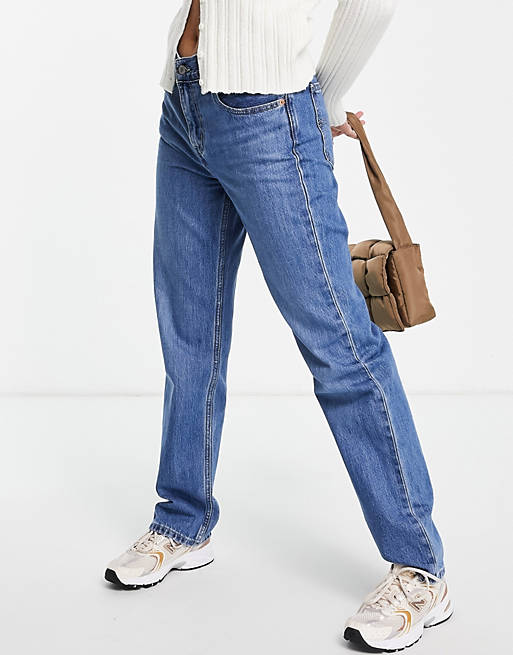 Levi's low pro straight leg jeans in mid wash