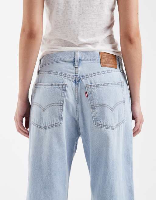 Levi's løse bootcut-jeans i denim med huller i lyseblå, 4 af 5