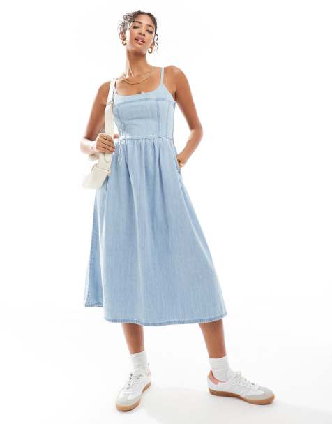 Levi's - Lyseblå midikjole i denim med cami-stropper - view 1