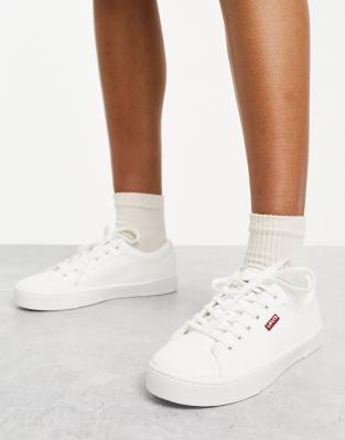 Levi's - Malibu - Sneaker in Weiß mit Logo