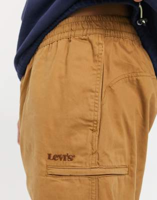 levi's khaki joggers