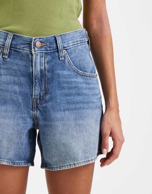 Levi's - Mellemblå denimshorts med indsyet talje og længde til midt på låret, 5 af 5