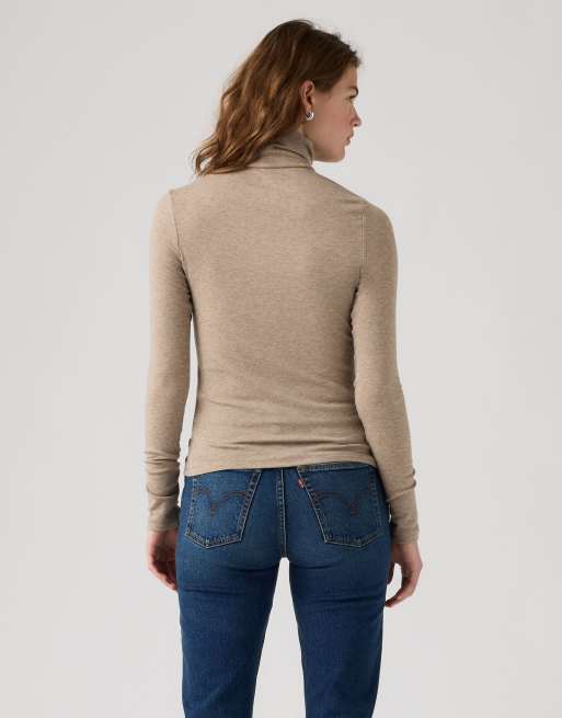 Levi's Mia t-shirt à col roulé à manches longues en beige, 2 de 4