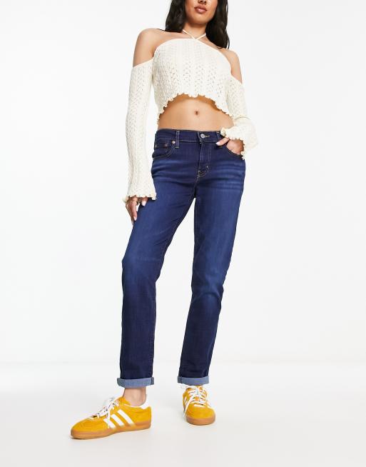 Levi's mid rise boyfriend jeans in dark blue