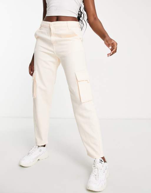 Levi's mid waist cargo jeans in beige |