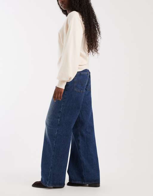 Levi's middy wide denim jeans in mid wash, 2 of 5