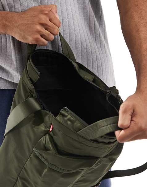 Levi's mission bay canvas tote bag in olive green - view 2