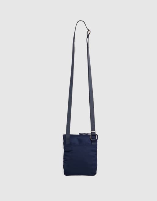Levi's Mission bay crossbody bag in blue, 2 of 3