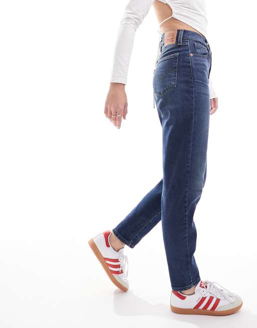 Levi's - Mom jeans met hoge taille in donkerblauw met marineblauwe wassing, 2 van 5