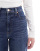 Thumbnail 3 van 5