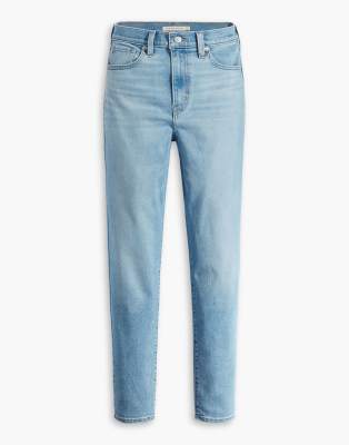 Levi's - Mom-Jeans mit hohem Bund in heller Waschung-Blau