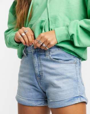 levis mom short