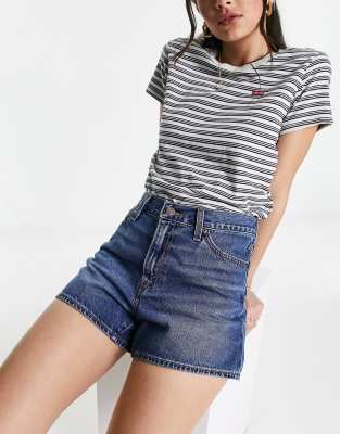 Levi's - Mom-Shorts im Stil der 80er in dunkelblauer Waschung-Marineblau