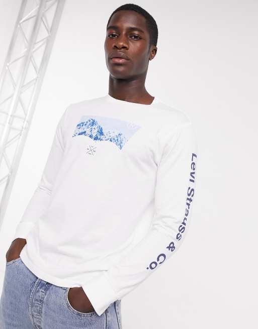 Levi s mountain batwing and sleeve logo long sleeve top in white