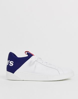 Levi's – Mullet – Vita sneakers med logga