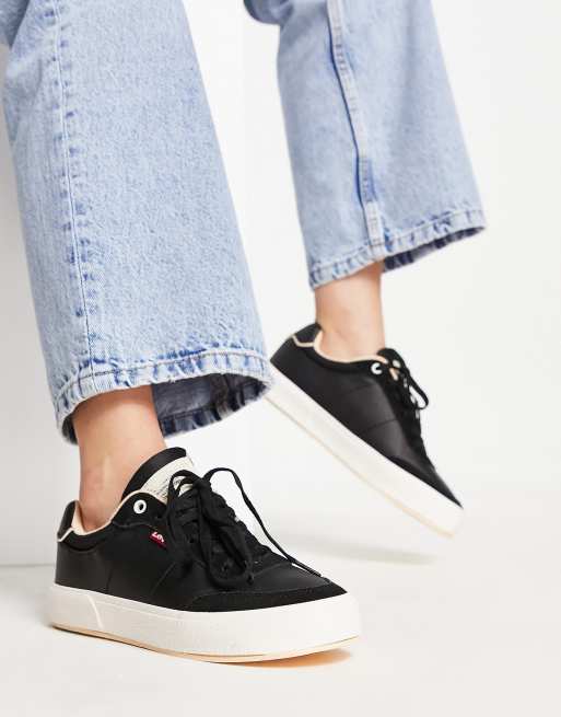 Levi's munro trainers in black