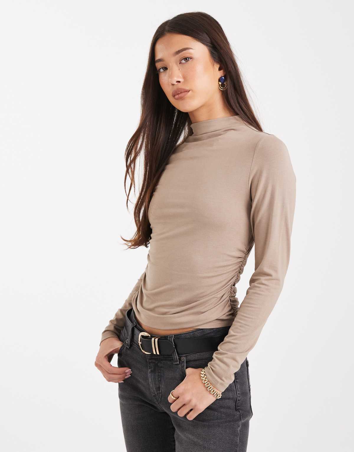 Levi's Nina high neck long sleeve t-shirt in taupe
