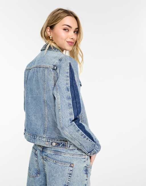 Levi s Original denim trucker jacket in light blue with side stripe