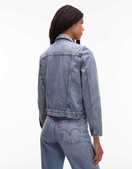 Levi's original denim trucker jacket in light wash, 4 of 4