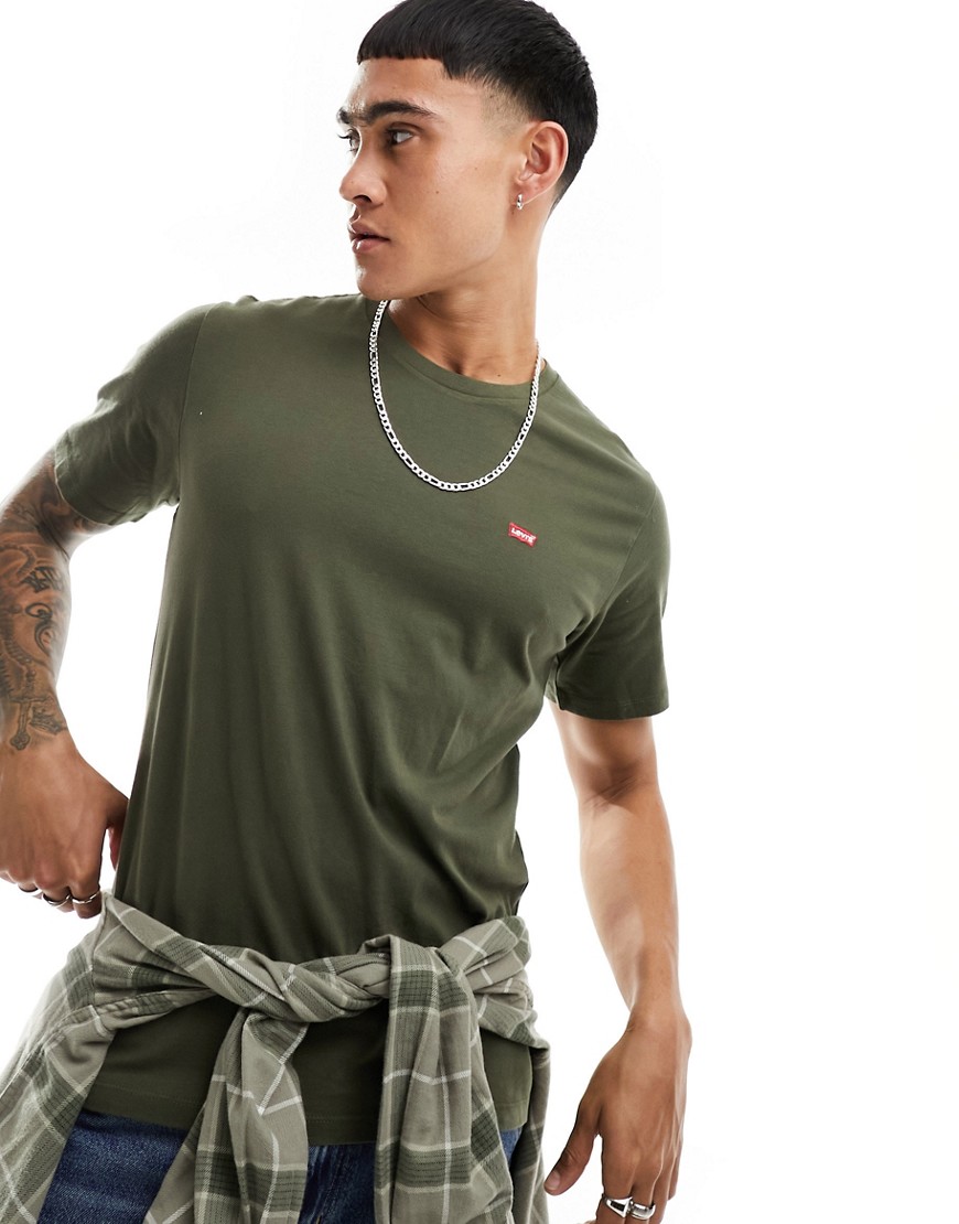 Levi’s original small batwing logo t-shirt in olive green