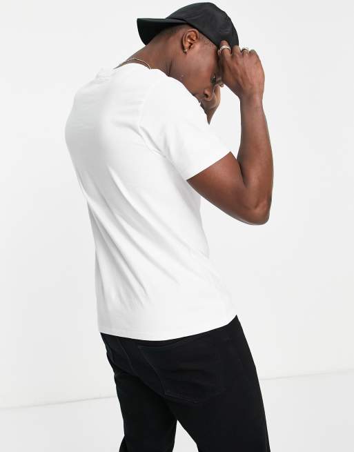 Levi's small chest boxtab logo t-shirt in white