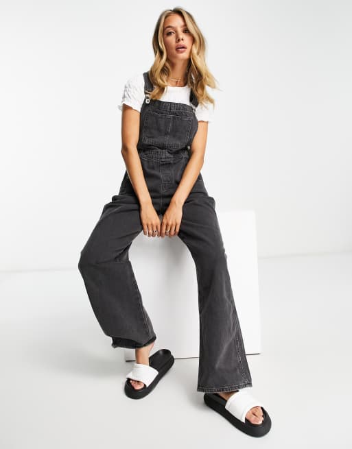 Levi's - Overalls med sølvfarvede knapper i sort