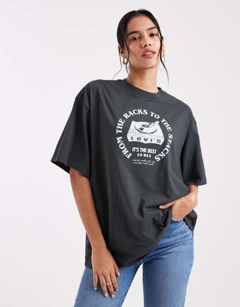 Levi's oversized graphic print t-shirt in black - view 1