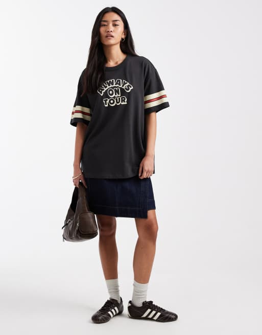 Levi's oversized t-shirt med grafiskt tryck i svart, 3 av 4