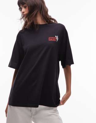 Levi's Oversized T-shirt With Back Print In Black
