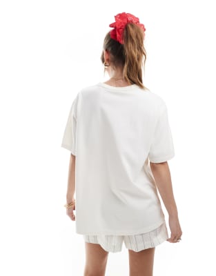 Levi's Oversized T-shirt With Butterfly Print
