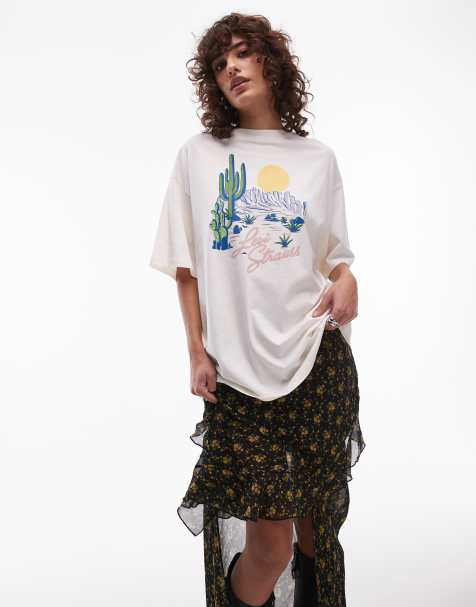 Levi's oversized t-shirt with desert print in white - view 1
