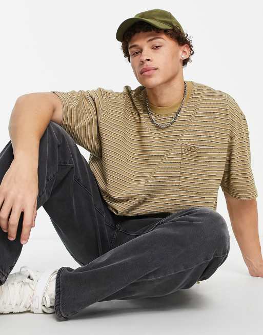 Levi's oversized t-shirt with pocket and logo in tan stripe | ASOS