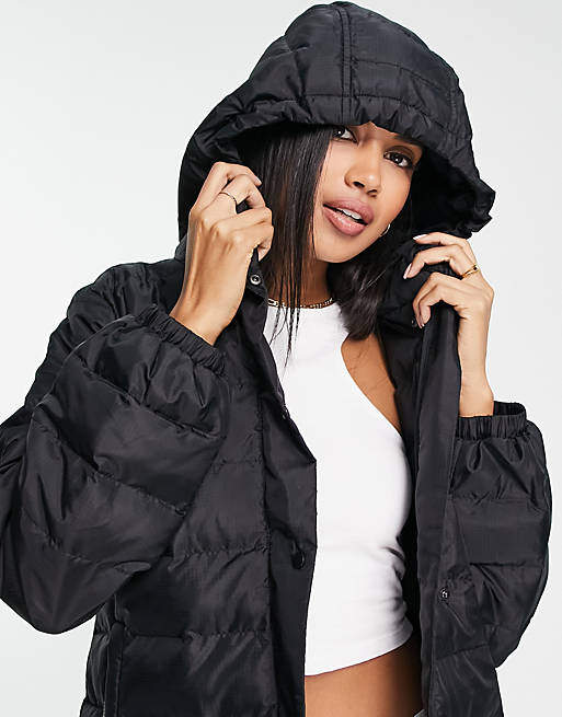Levi's packable padded jacket in black | ASOS