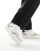 Thumbnail 1 van 5