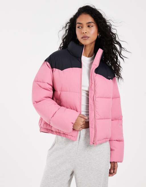Levi's palmer  cropped puffer jacket in pink , 2 of 4