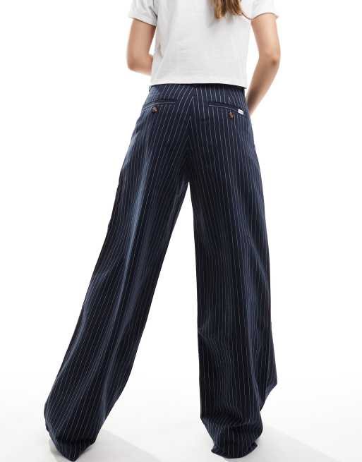 Levi's - Pantalon large à pinces et fines rayures - Bleu marine, 3 de 5