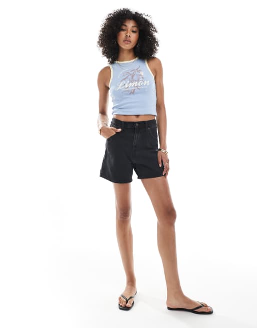 Levi's - Pantaloncini di jeans a metà coscia nero slavato stretti in vita, 4 di 5