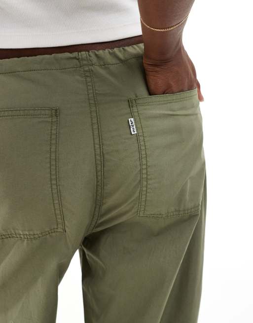 Levi's - Pantaloni parachute verdi con vita elasticizzata con coulisse, 2 di 5
